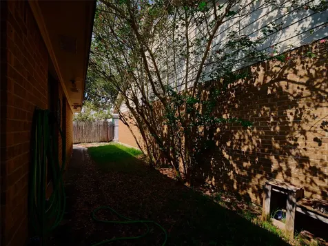 1520 Crestmont Street Wharton TX 77488