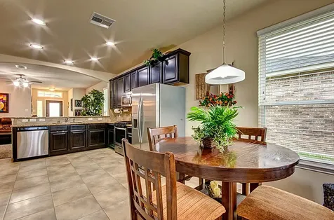 1251 S Maple Drive Katy TX 77493