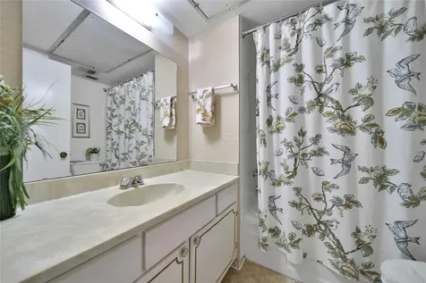 5005 Georgi Lane 155 Houston TX 77092