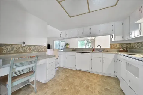 5005 Georgi Lane 155 Houston TX 77092