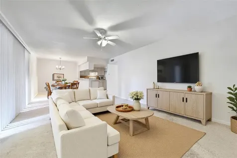 5005 Georgi Lane 155 Houston TX 77092