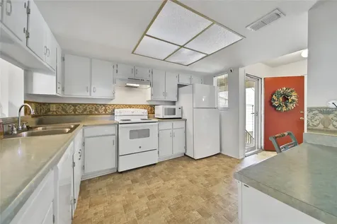 5005 Georgi Lane 155 Houston TX 77092