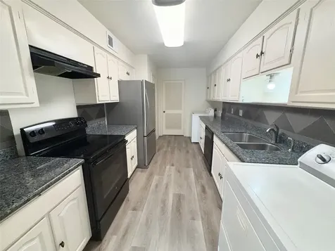 12959 Trail Hollow Drive 2959 Houston TX 77079