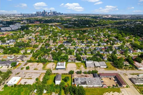 3343 Dixie Drive Houston TX 77021