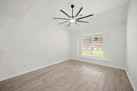 8907 Aberdeen Park Drive Houston TX 77095