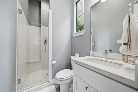4306 Center Street Houston TX 77007