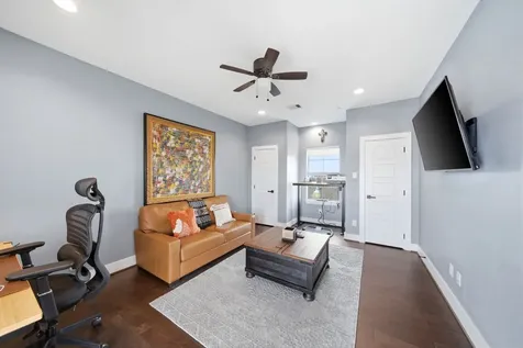 4306 Center Street Houston TX 77007