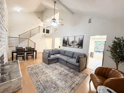 29 Pinewood Forest Court The Woodlands TX 77381