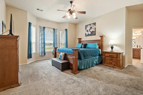 2812 Knob Hill Street Pearland TX 77581