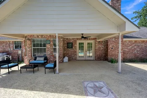 19215 Veterans Road Magnolia TX 77355