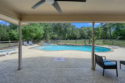 19215 Veterans Road Magnolia TX 77355