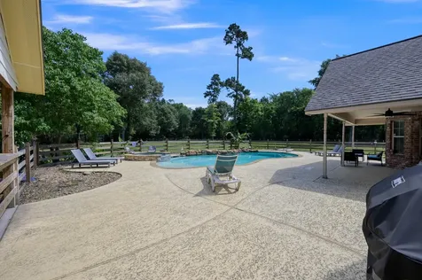 19215 Veterans Road Magnolia TX 77355