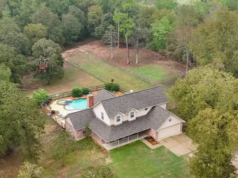 19215 Veterans Road Magnolia TX 77355