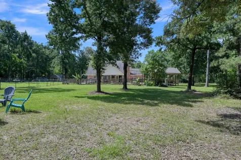 19215 Veterans Road Magnolia TX 77355