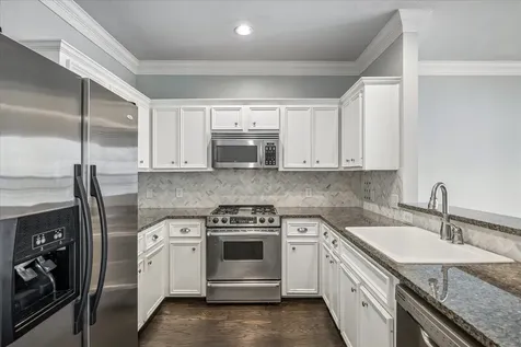 1624 W 25th Street B Houston TX 77008
