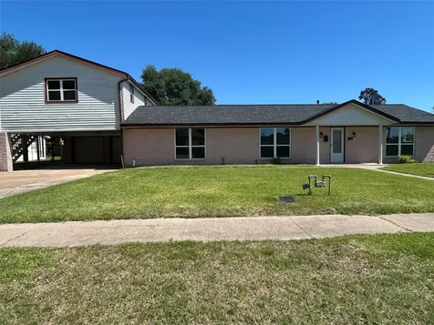 7110 Carver Avenue Texas City TX 77591
