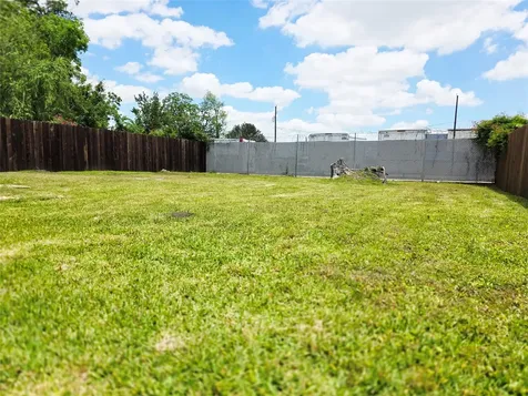 115 Blackwell Street Pasadena TX 77506
