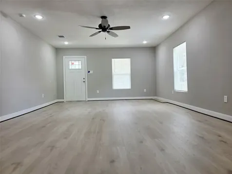 115 Blackwell Street Pasadena TX 77506