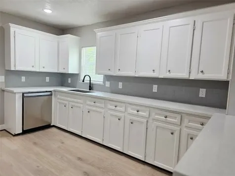 115 Blackwell Street Pasadena TX 77506