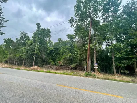 1 Sleepy Hollow Road Conroe TX 77385