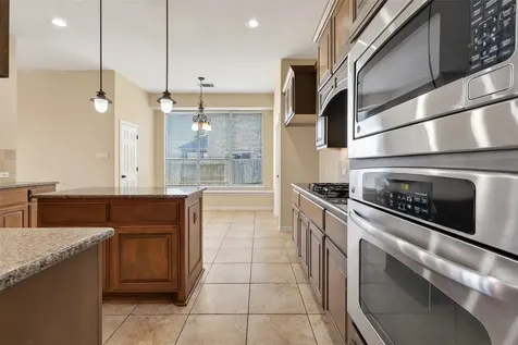 5115 Field Briar Lane Sugar Land TX 77479