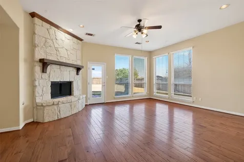5115 Field Briar Lane Sugar Land TX 77479
