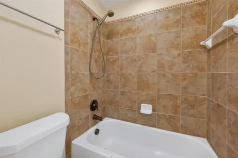 5115 Field Briar Lane Sugar Land TX 77479