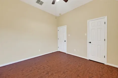 5115 Field Briar Lane Sugar Land TX 77479