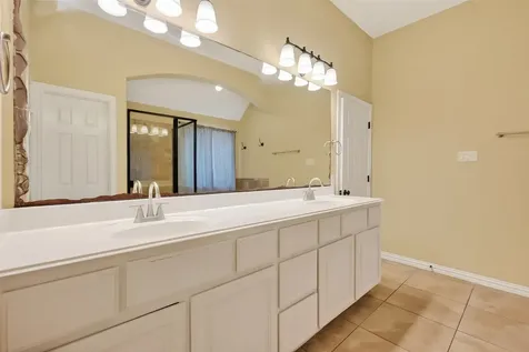 5115 Field Briar Lane Sugar Land TX 77479