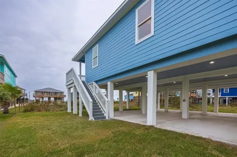3261 Pirates Cove Crystal Beach TX 77650