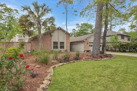 17 Wishbonebush Road The Woodlands TX 77380