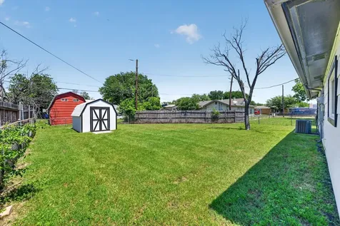 1769 Fagan Drive Blue Mound TX 76131