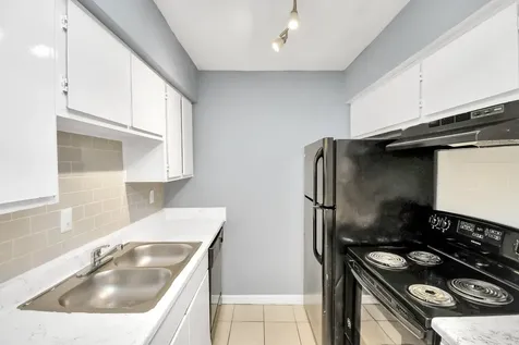 5959 Bonhomme Road 192r Houston TX 77036