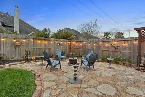 3404 Cactus Heights Lane Pearland TX 77581