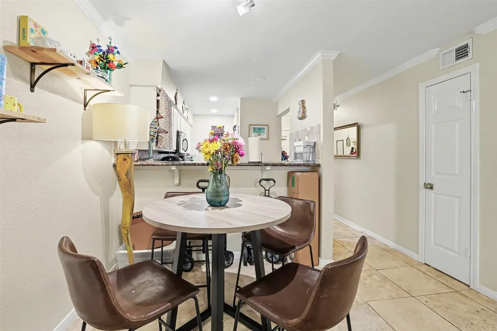 501 W 26th Street 210 Austin TX 78705