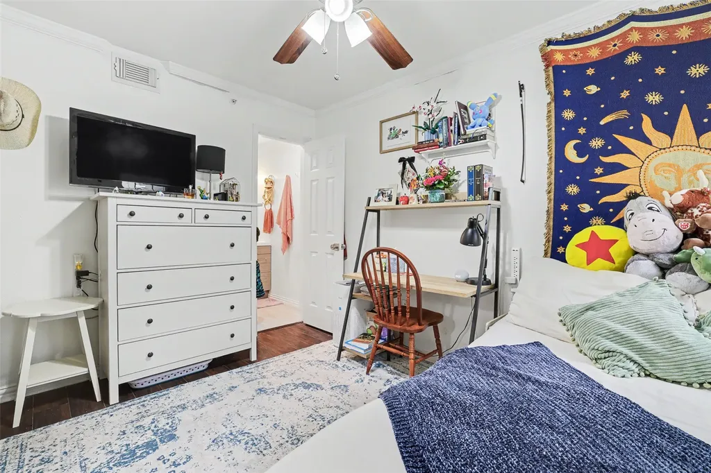 501 W 26th Street 210 Austin TX 78705