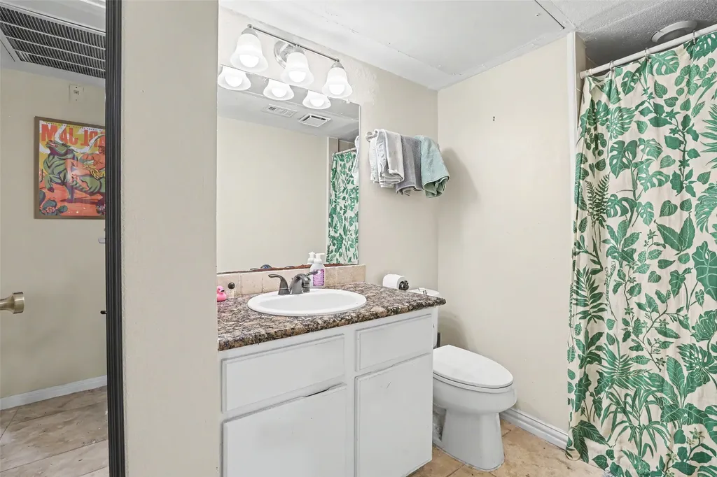 501 W 26th Street 210 Austin TX 78705