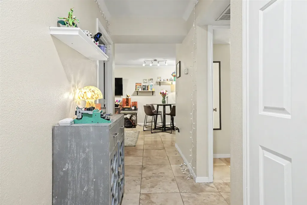 501 W 26th Street 210 Austin TX 78705