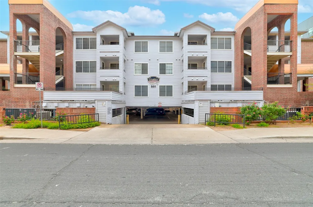 501 W 26th Street 210 Austin TX 78705