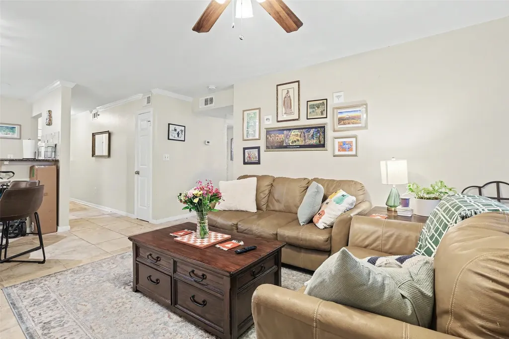 501 W 26th Street 210 Austin TX 78705