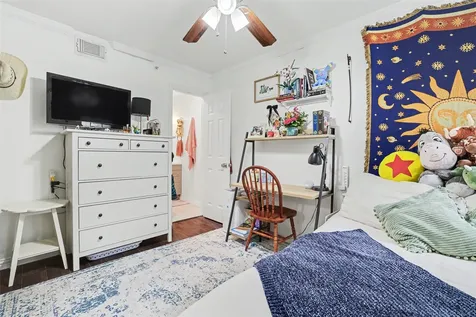 501 W 26th Street 210 Austin TX 78705