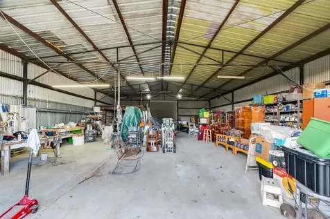 2900 W Highway 6 Alvin TX 77511