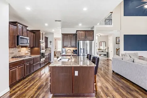 14511 Meadowlands Drive Mont Belvieu TX 77523