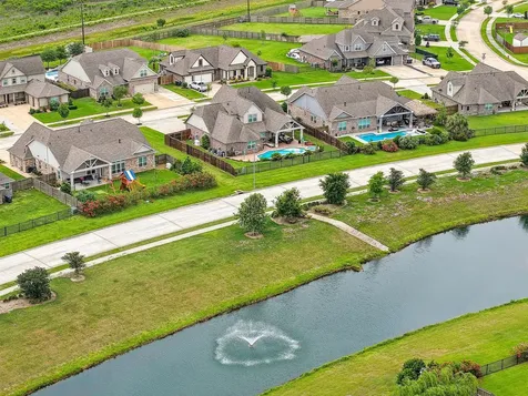 14511 Meadowlands Drive Mont Belvieu TX 77523