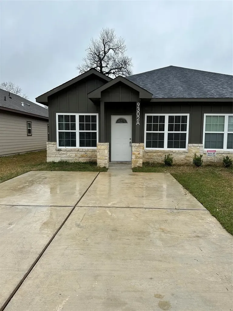 9302 Bean Street A Houston TX 77028