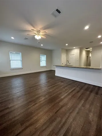 9302 Bean Street A Houston TX 77028