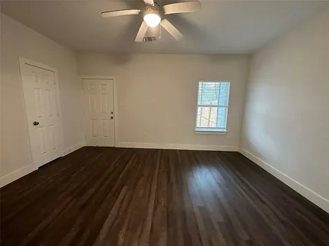 9302 Bean Street A Houston TX 77028