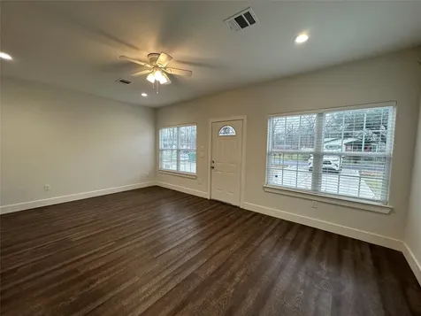 9302 Bean Street A Houston TX 77028