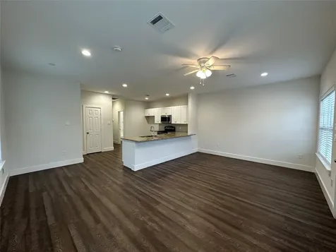 9302 Bean Street A Houston TX 77028