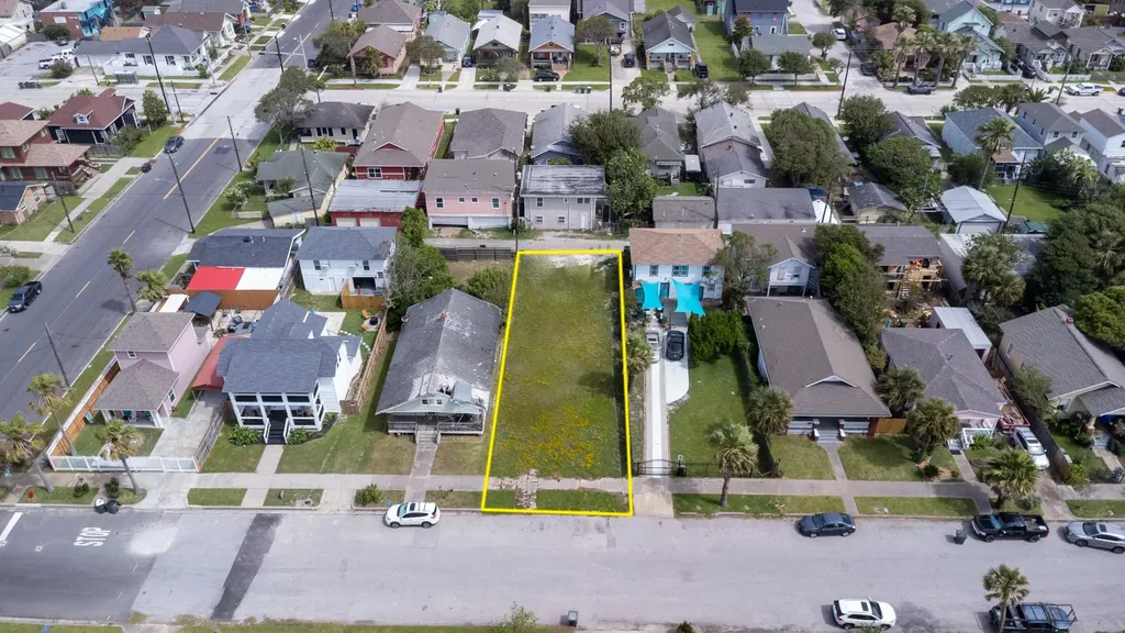 3616 Avenue S 1/2 Galveston TX 77550